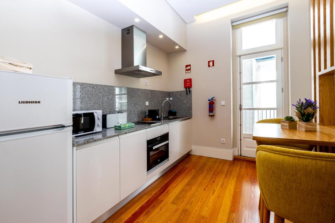 Apartment Mouzinho 129 - Medronheiro & Oliveira